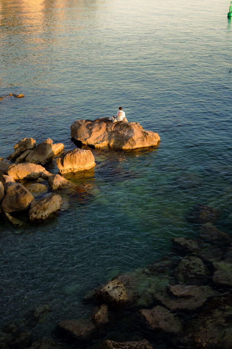 La Réserve coves in Nice, France - 7 stunning viewpoints in Nice