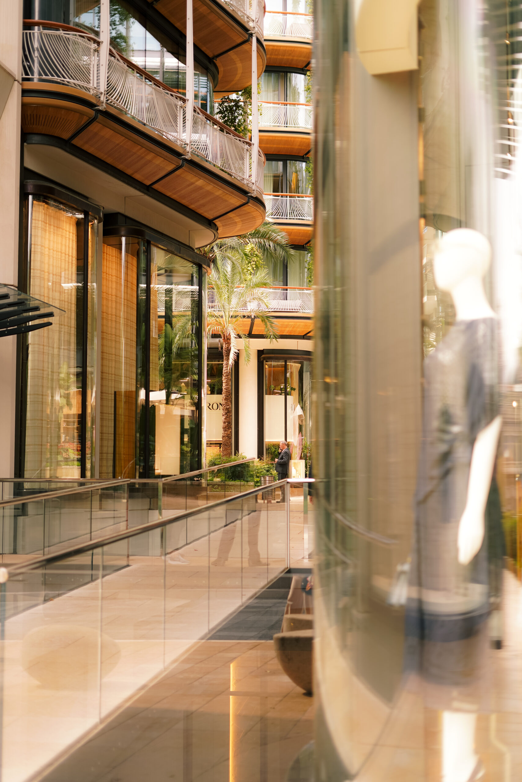 Luxury Boutique in Monte Carlo - City Guide to Monaco