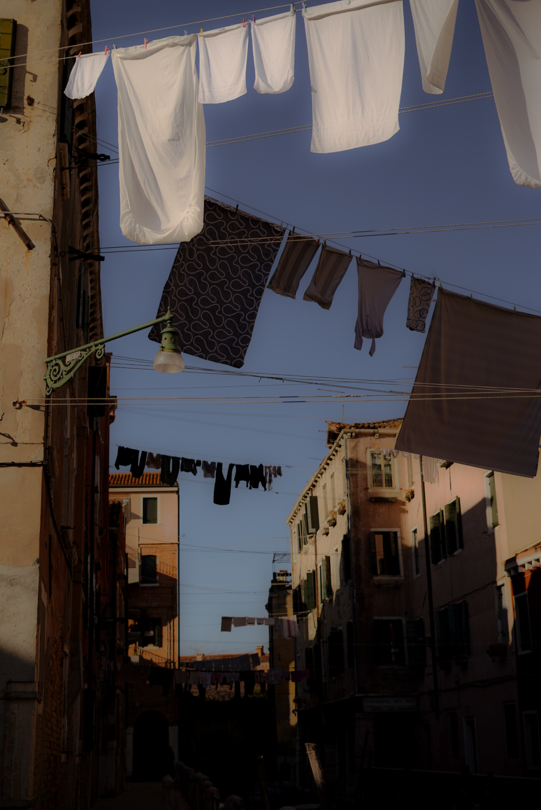 Castello District - Wandering, eating chiccheti and drinking a spritz - Guide to Venice