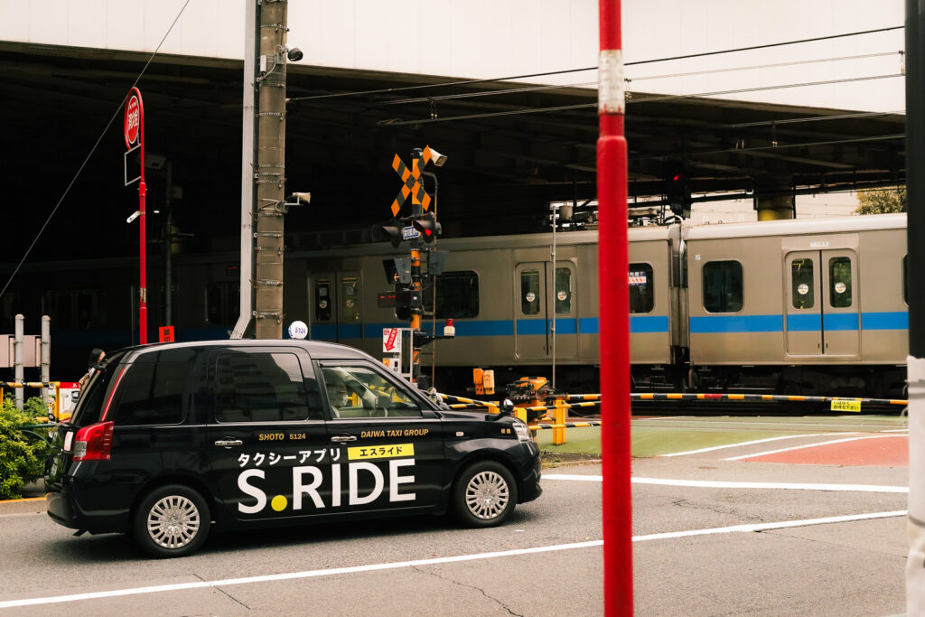 12 Things That Will Surprise You When You Arrive in Japan (2026) japan taxi 1