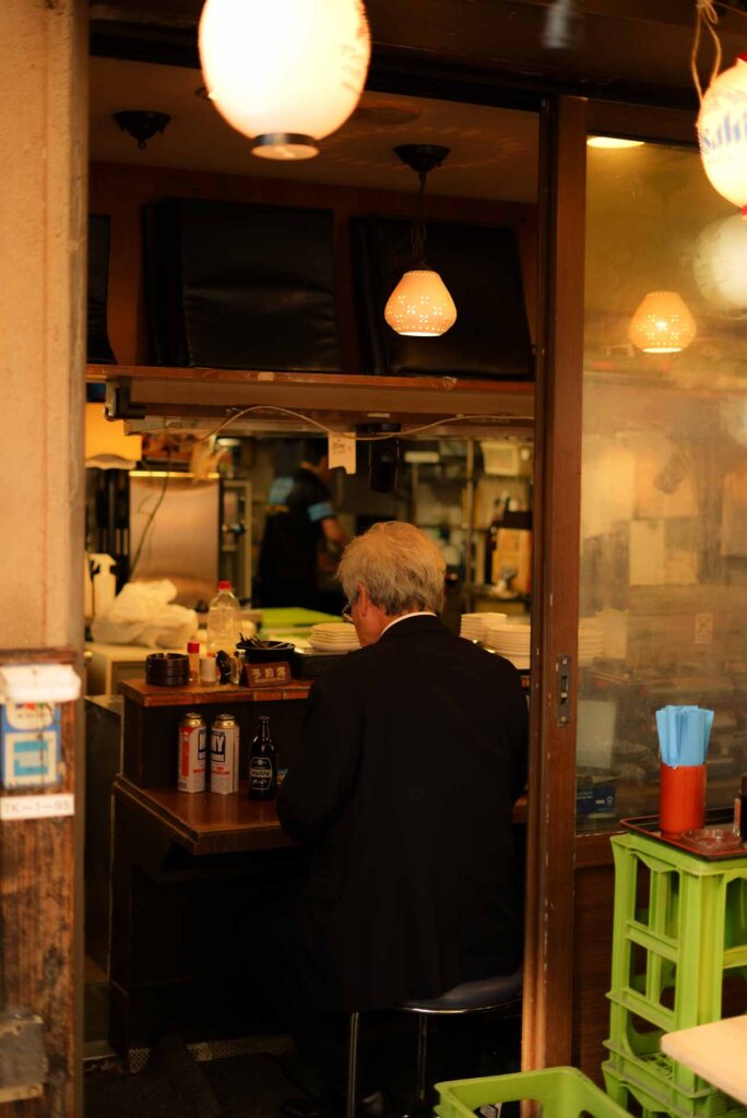 12 Things That Will Surprise You When You Arrive in Japan (2026) japan tokyo eating at the counter